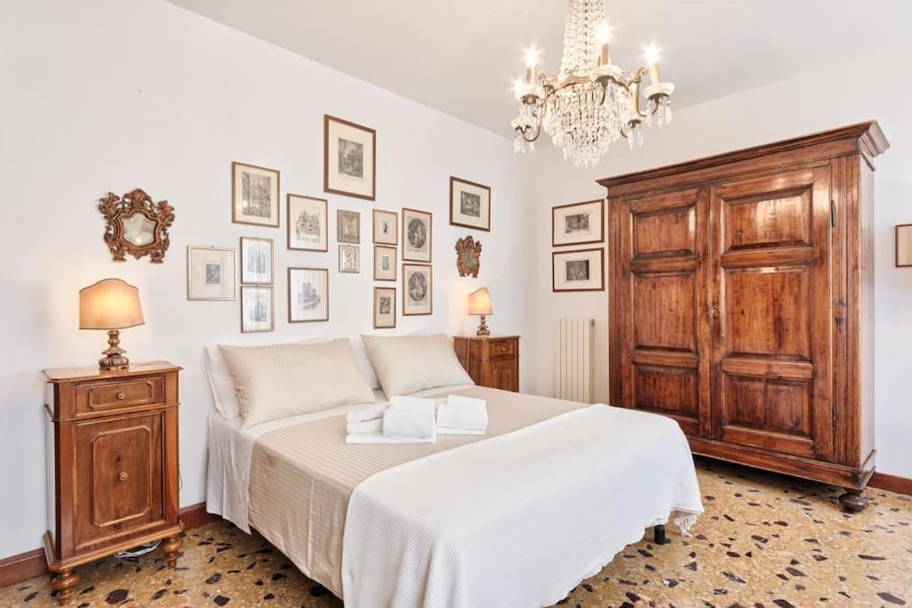 San Marco Bell Tower House Apartment เวนิส ภายนอก รูปภาพ
